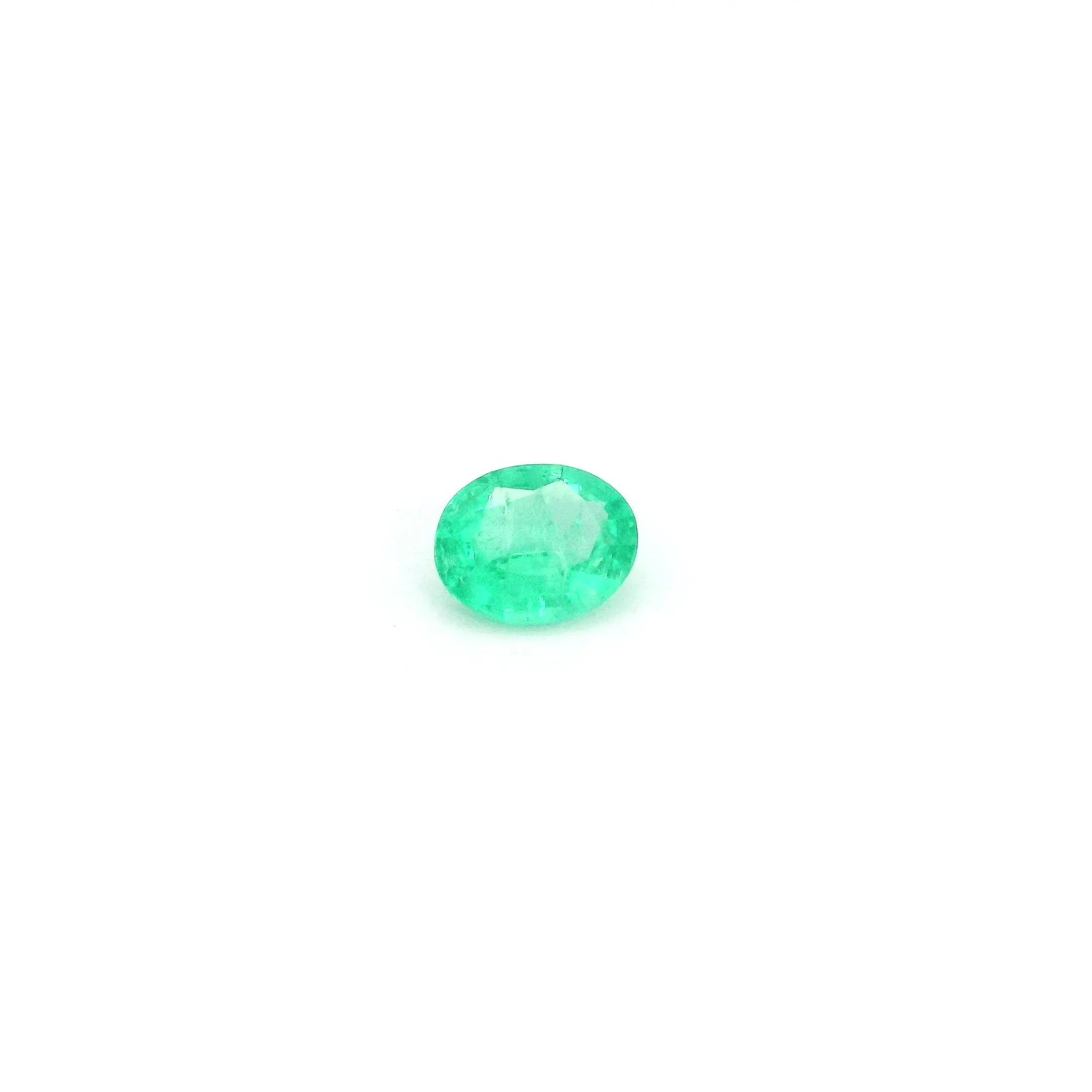 0.24ct Oval Natural Emerald (Colour Green, Clarity Slightly Included, Cut Faceted)