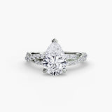 The Twisted Pavé Solitaire